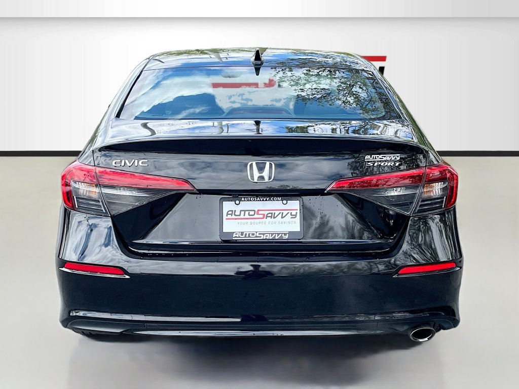 Used 2023 Honda Civic Sport image 6