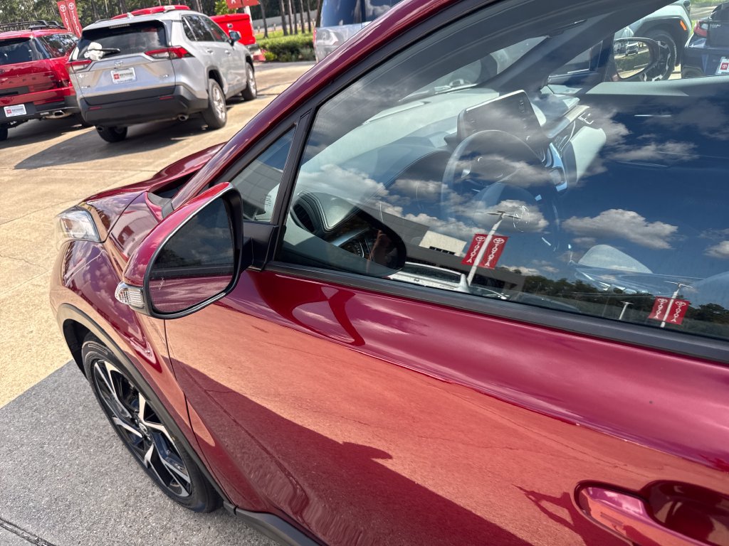 Certified 2019 Toyota C-HR XLE FWD image 11