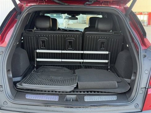 Used 2022 Cadillac XT5 Premium Luxury image 32