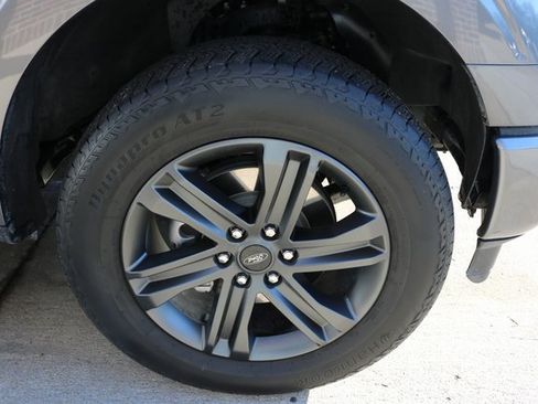 Used 2023 Ford F150 Lariat image 37