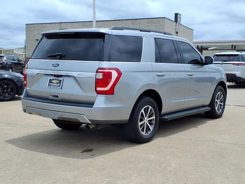 Used 2020 Ford Expedition XLT RWD image 5