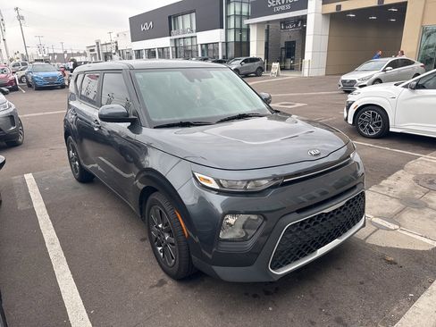 Used 2021 Kia Soul S image 7