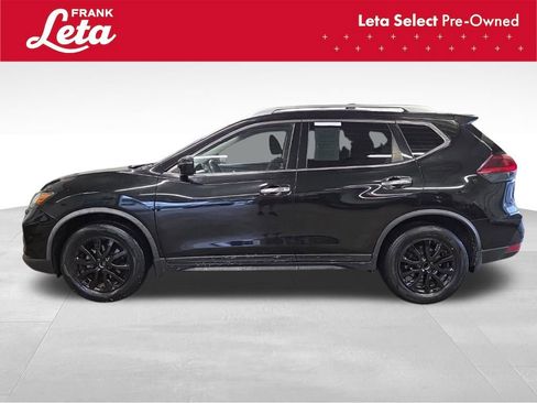 Used 2020 Nissan Rogue S w/ Special Edition Package FWD image 3