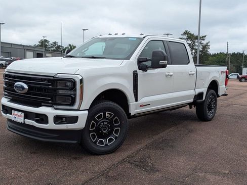 New 2026 Ford F250 Platinum AWD/4WD image 4