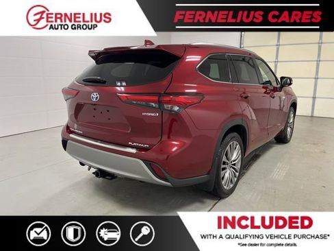 Used 2021 Toyota Highlander Platinum AWD/4WD image 7