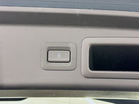 Used 2024 MAZDA CX-30 AWD 2.5 S w/ Preferred Package image 32