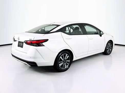 Used 2023 Nissan Versa SV image 9