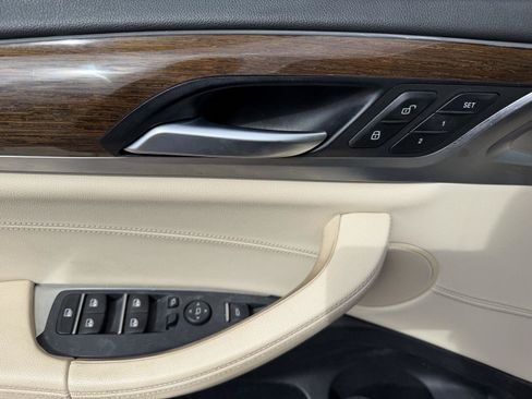 Used 2019 BMW X3 sDrive30i w/ Convenience Package RWD image 16