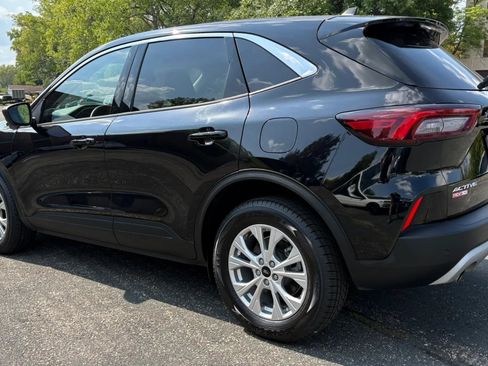 Used 2023 Ford Escape Active AWD/4WD image 7