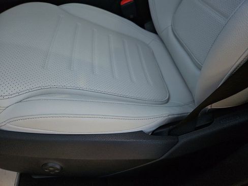 New 2026 Mercedes-Benz GLC 300 4MATIC image 22