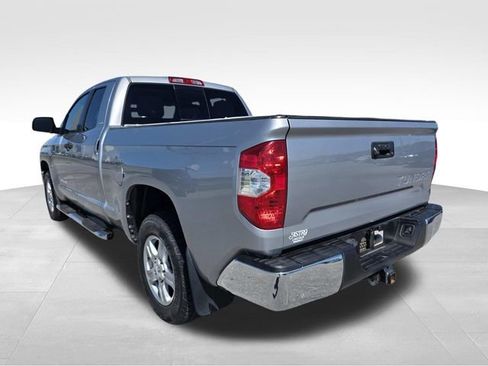 Used 2017 Toyota Tundra SR5 w/ SR5 Upgrade Package image 5