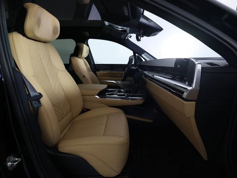 Used 2026 Cadillac Escalade IQ Sport 2 AWD/4WD image 10