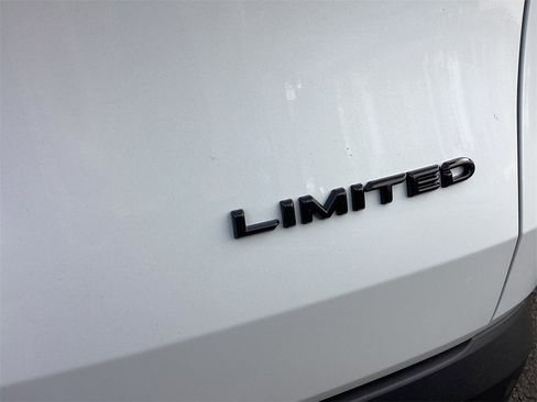 Used 2026 Toyota Grand Highlander AWD Hybrid image 12