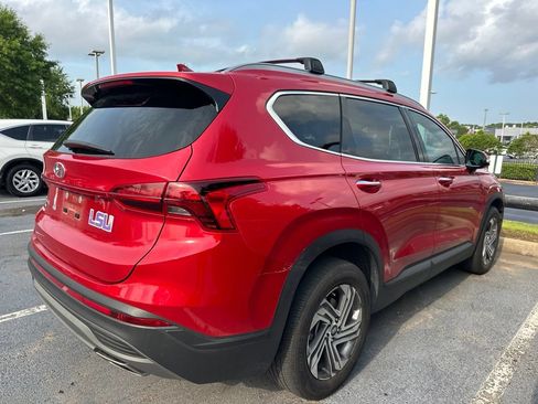 Used 2023 Hyundai Santa Fe SEL FWD image 4