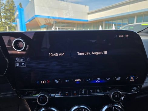 Used 2024 Chevrolet Blazer EV LT AWD/4WD image 37
