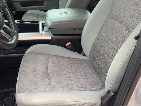 Used 2015 RAM 1500 Lone Star AWD/4WD image 23