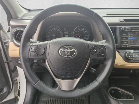 Used 2018 Toyota RAV4 XLE image 25