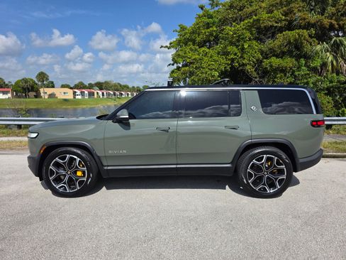 Used 2022 Rivian R1S Launch Edition AWD/4WD image 7