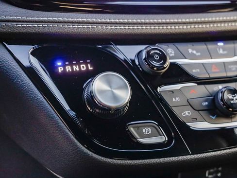 New 2026 Chrysler Pacifica Select w/ S Appearance Package image 21