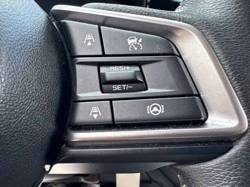 Used 2024 Subaru Outback Premium AWD/4WD image 18