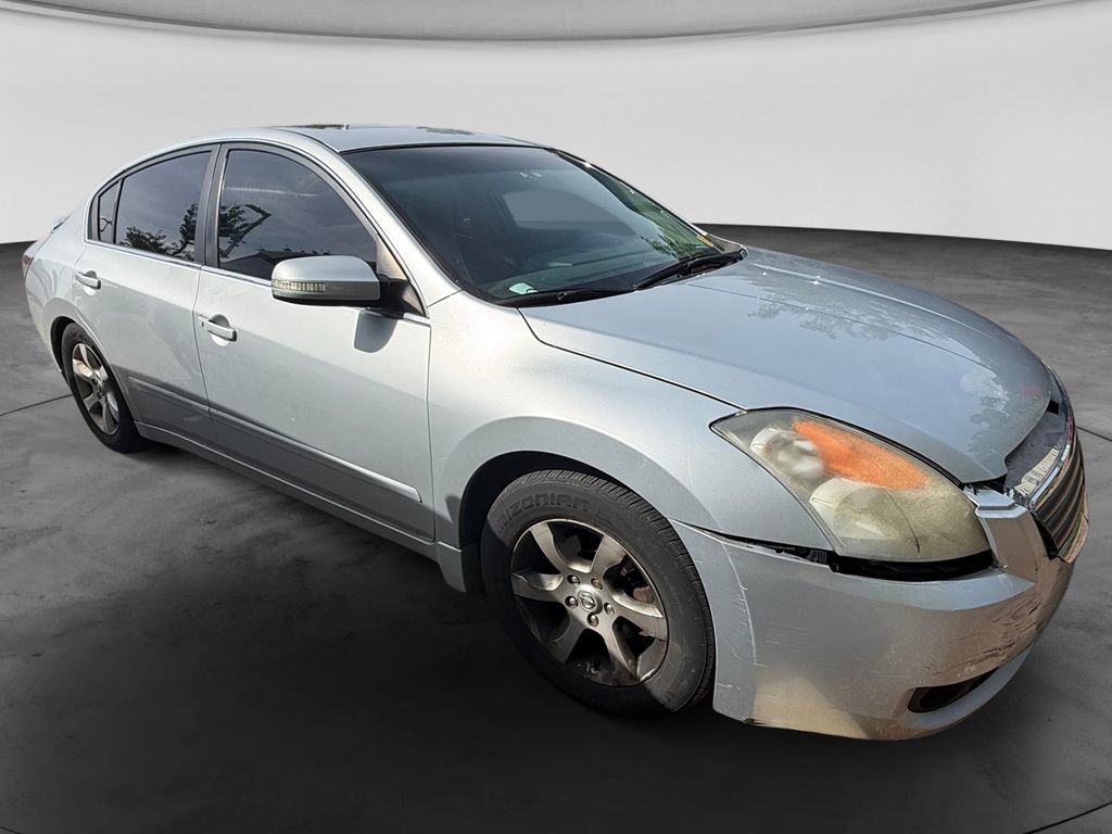 Used 2007 Nissan Altima 3.5 SL w/ Technology Pkg FWD image 11