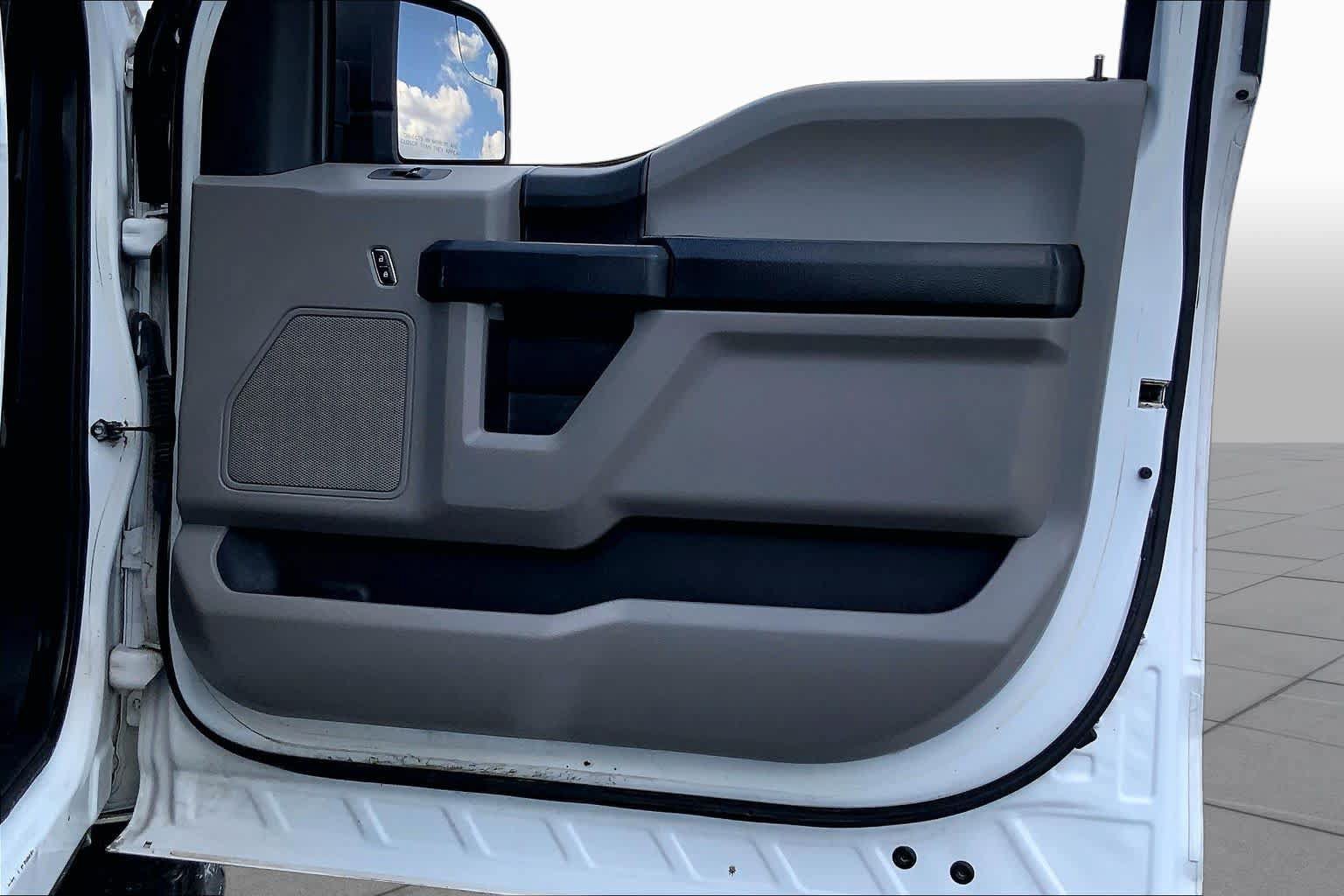 Used 2017 Ford F150 XL w/ XL Power Equipment Group AWD/4WD image 22