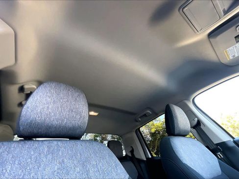 Used 2025 Ford Maverick XLT w/ XLT Luxury Package image 13