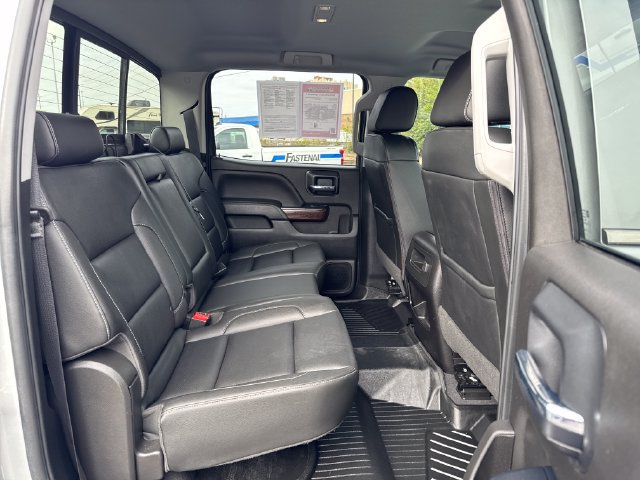 Used 2019 GMC Sierra 2500 SLT w/ Duramax Plus Package AWD/4WD image 30