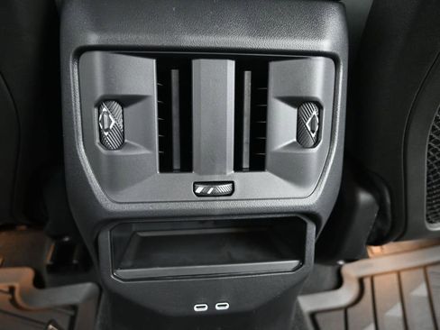 New 2026 BMW X3 xDrive30 w/ Premium Package AWD/4WD image 32