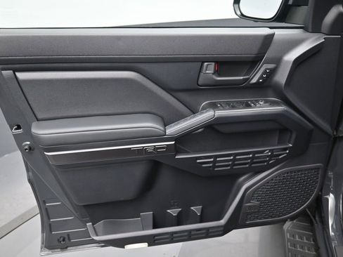 Certified 2025 Toyota 4Runner TRD Off-Road Premium image 13