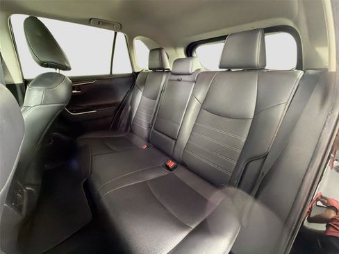 Used 2019 Toyota RAV4 Limited w/ Cold Weather Package FWD image 25