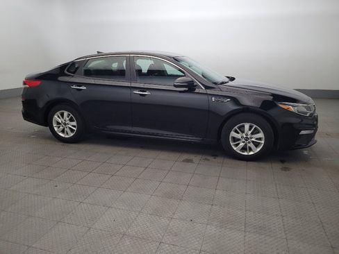 Used 2019 Kia Optima LX image 11