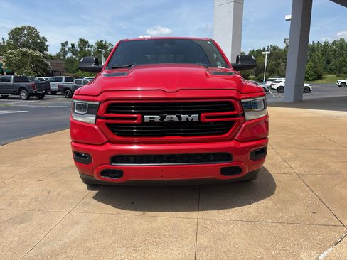 Used 2022 RAM 1500 Laramie AWD/4WD image 2