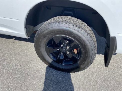 Used 2018 RAM 1500 ST w/ SXT Appearance Group image 7