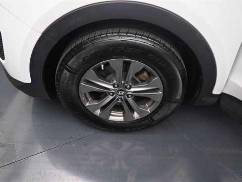Used 2014 Hyundai Santa Fe Sport w/ Popular Equipment Package 02 AWD/4WD image 16