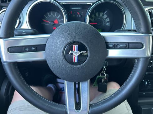 Used 2008 Ford Mustang GT RWD image 18