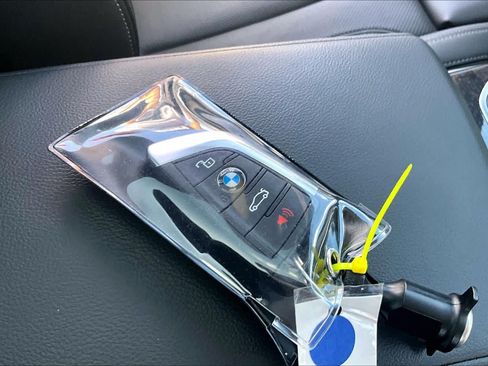 Used 2023 BMW 330i Sedan w/ Parking Assistance Package RWD image 14