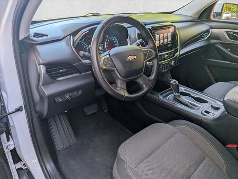 Used 2018 Chevrolet Traverse LT AWD/4WD image 10