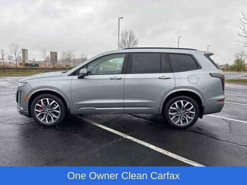 Used 2024 Cadillac XT6 Sport image 2
