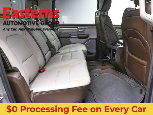 Used 2025 RAM 1500 Laramie AWD/4WD image 26