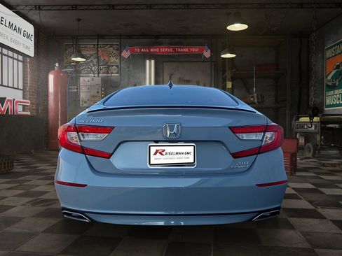 Used 2022 Honda Accord Sport image 4