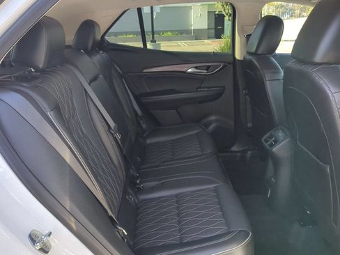 Used 2022 Buick Envision Avenir w/ Technology Package II FWD image 32