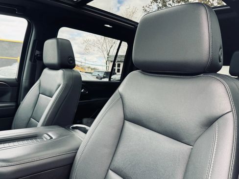 Used 2022 Chevrolet Suburban Z71 w/ Z71 Off-Road Package image 20