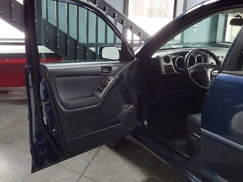 Used 2005 Pontiac Vibe AWD w/ Power Group Value Package image 14