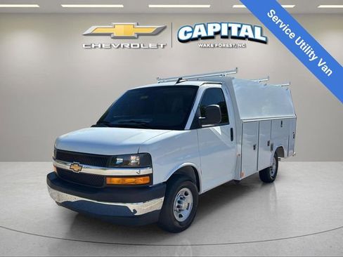 New 2025 Chevrolet Express 3500 w/ Power Convenience Package RWD image 1