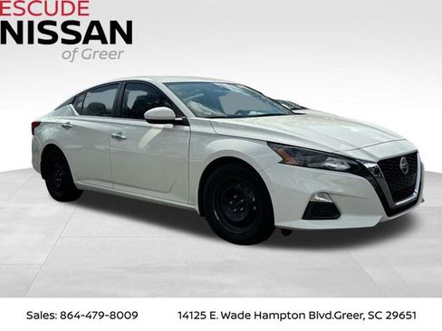 Used 2022 Nissan Altima 2.5 S image 1