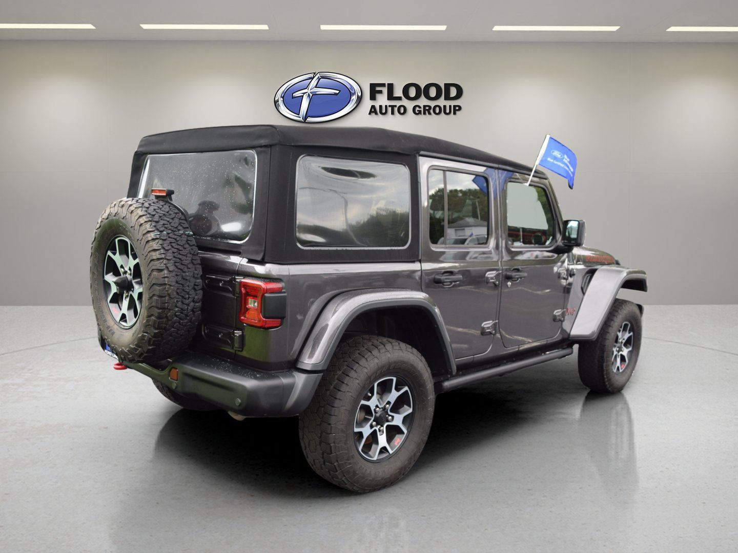Used 2020 Jeep Wrangler Unlimited Rubicon w/ Dual Top Group AWD/4WD image 4