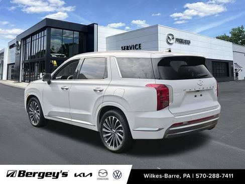 Used 2025 Hyundai Palisade Calligraphy AWD/4WD image 8