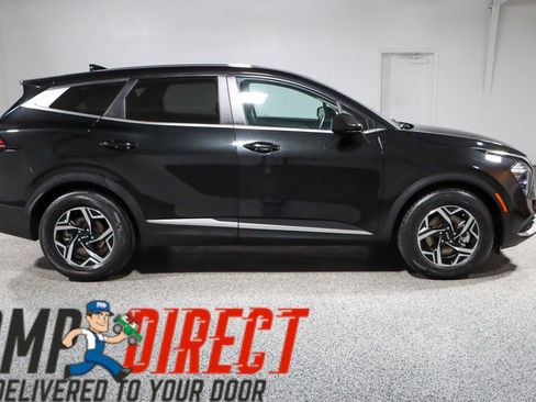 Used 2023 Kia Sportage LX FWD image 6