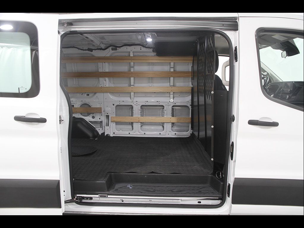 Used 2025 Ford Transit 250 Low Roof w/ Exterior Upgrade Package RWD image 15